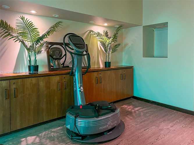 6799 Collins Ave #804 Miami Beach, FL 32 33141 | Skyrise Lab Photo 47