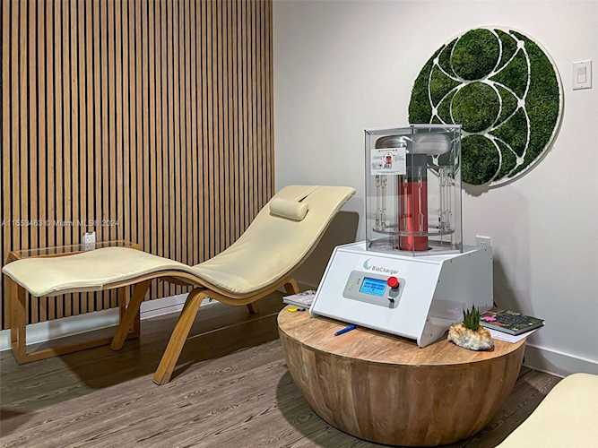 6799 Collins Ave #804 Miami Beach, FL 32 33141 | Skyrise Lab Photo 36