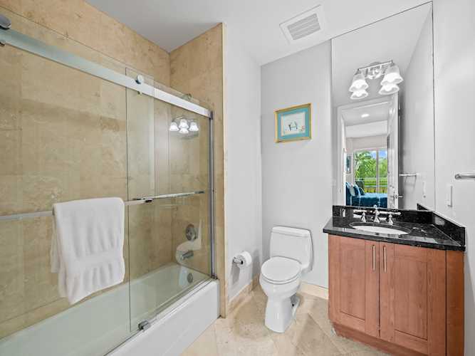 444 Hendricks Isle #301 Fort Lauderdale, FL Ft Ldale SE (3280;3600;3800) 33301 | Skyrise Lab Photo 33