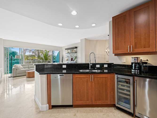 444 Hendricks Isle #301 Fort Lauderdale, FL Ft Ldale SE (3280;3600;3800) 33301 | Skyrise Lab Photo 19