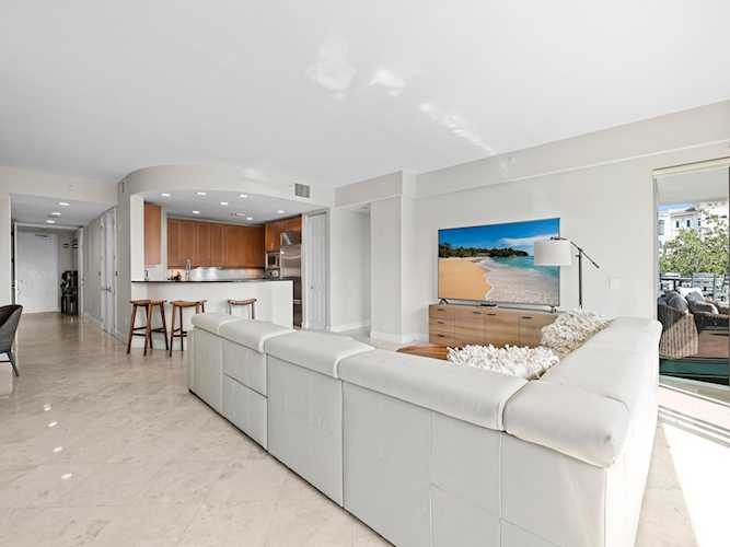 444 Hendricks Isle #301 Fort Lauderdale, FL Ft Ldale SE (3280;3600;3800) 33301 | Skyrise Lab Photo 15