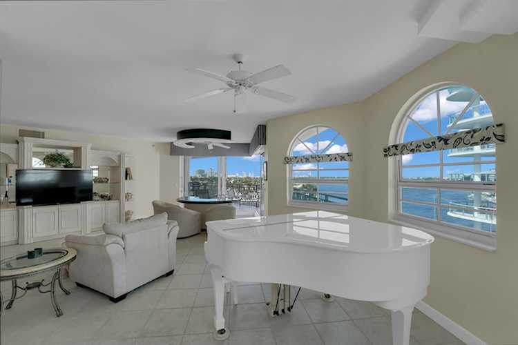 301 N Birch Road #8n Fort Lauderdale, FL Ft Lauderdale Beach (3130-3170) 33304 | Skyrise Lab Photo 15