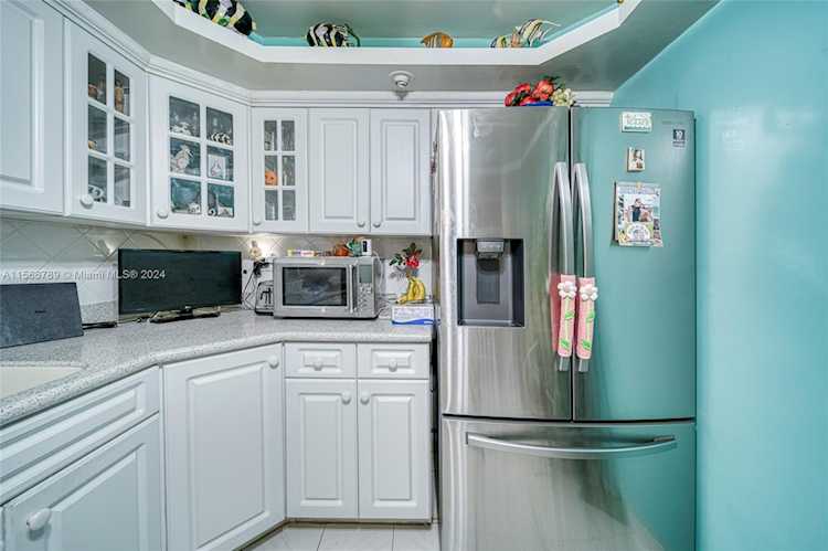 3140 S Ocean Dr #1002 Hallandale Beach, FL 3010 33009 | Skyrise Lab Photo 15