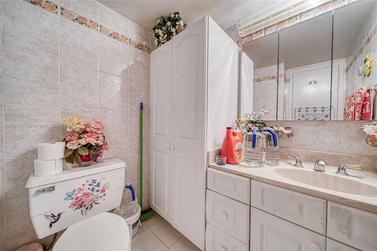 3140 S Ocean Dr #1002 Hallandale Beach, FL 3010 33009 | Skyrise Lab Photo 25