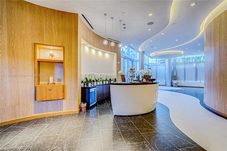 851 NE 1st Ave #2901 Miami, FL 31 33132 | Skyrise Lab Photo 69