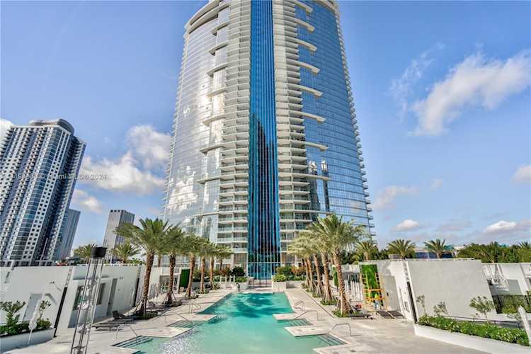 851 NE 1st Ave #2901 Miami, FL 31 33132 | Skyrise Lab Photo 63