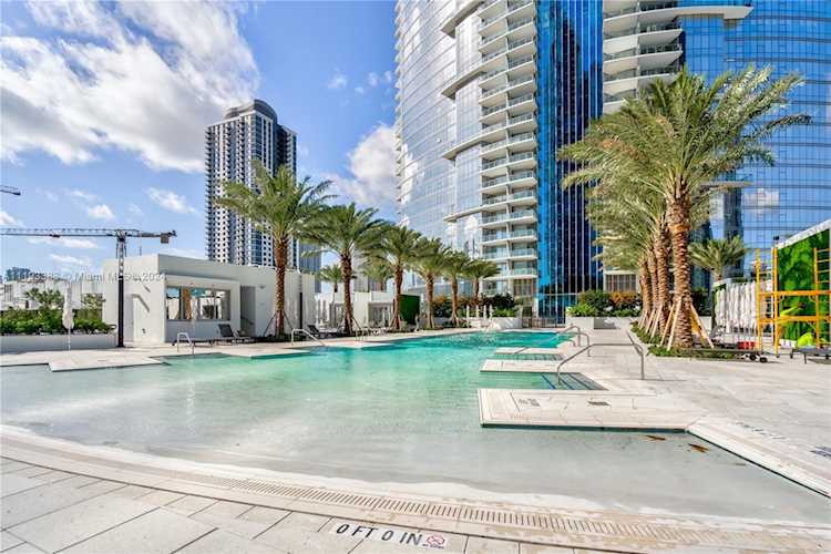 851 NE 1st Ave #2901 Miami, FL 31 33132 | Skyrise Lab Photo 59