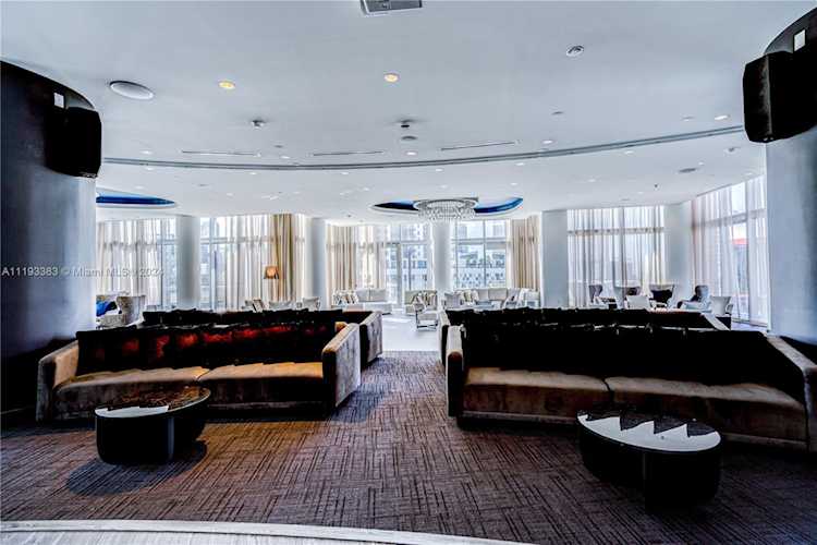 851 NE 1st Ave #2901 Miami, FL 31 33132 | Skyrise Lab Photo 54