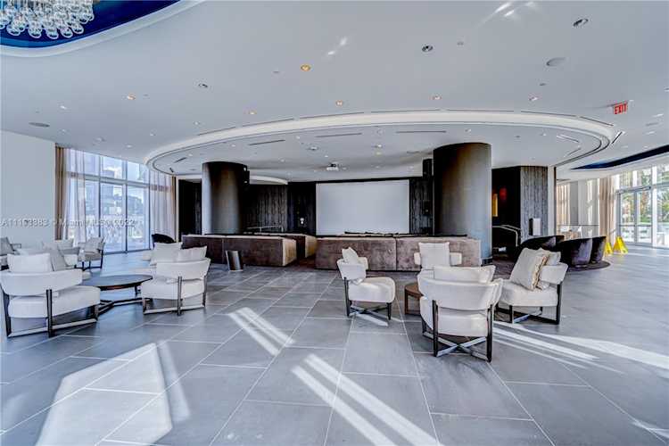 851 NE 1st Ave #2901 Miami, FL 31 33132 | Skyrise Lab Photo 53