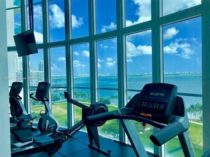 1800 N Bayshore Dr #3010 Miami, FL 32 33132 | Skyrise Lab Photo 41