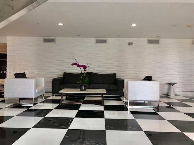 1800 N Bayshore Dr #3010 Miami, FL 32 33132 | Skyrise Lab Photo 19