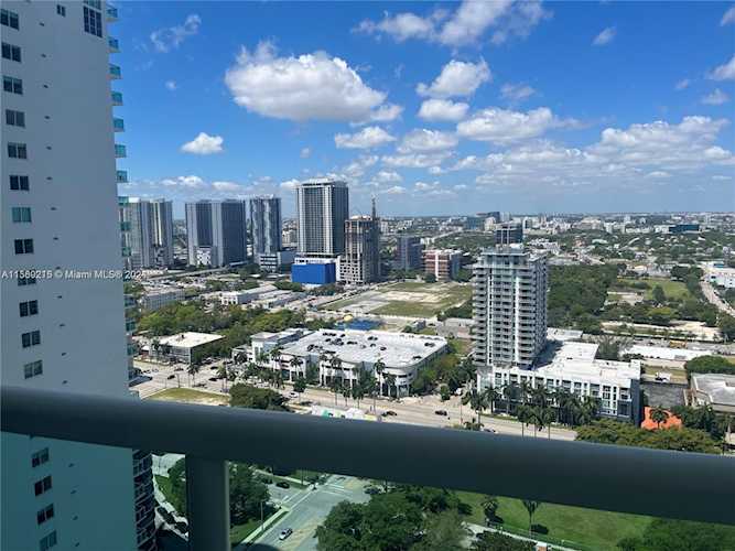 1800 N Bayshore Dr #3010 Miami, FL 32 33132 | Skyrise Lab Photo 2
