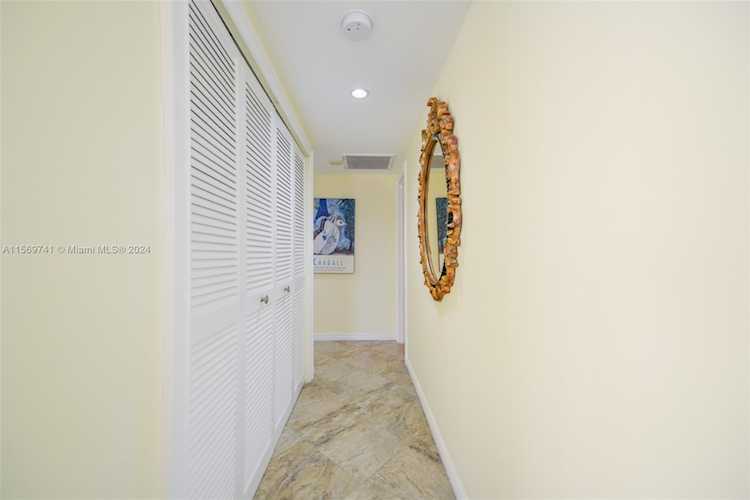 1980 S Ocean Dr #10P Hallandale Beach, FL 3010 33009 | Skyrise Lab Photo 15