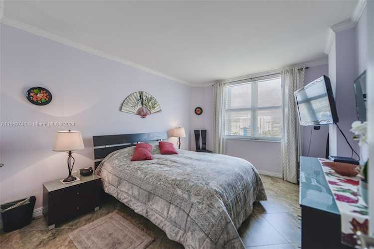 1980 S Ocean Dr #10P Hallandale Beach, FL 3010 33009 | Skyrise Lab Photo 21