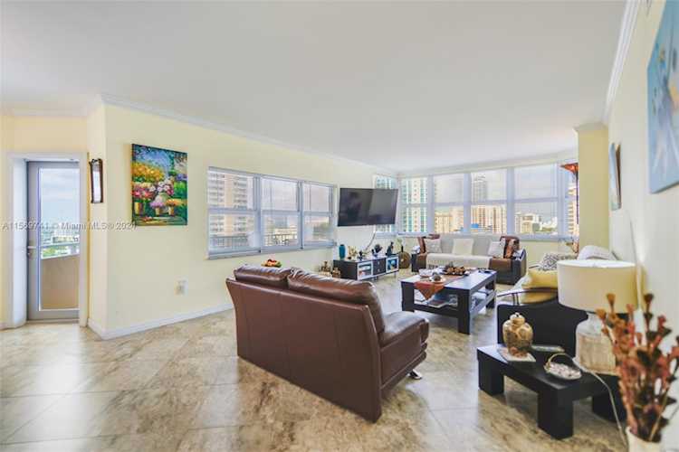 1980 S Ocean Dr #10P Hallandale Beach, FL 3010 33009 | Skyrise Lab Photo 5