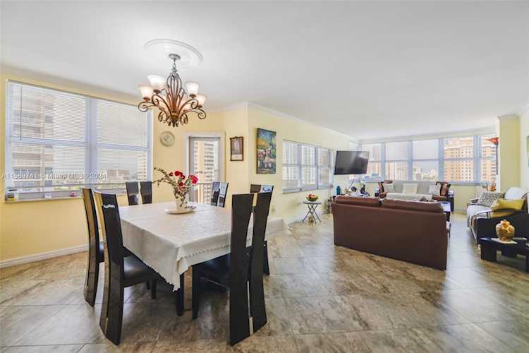 1980 S Ocean Dr #10P Hallandale Beach, FL 3010 33009 | Skyrise Lab Photo 4