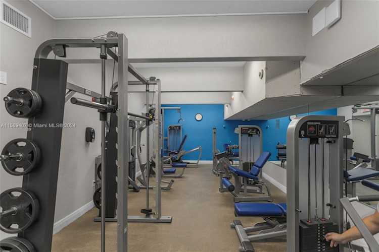 1904 S Ocean Dr #1606 Hallandale Beach, FL 3010 33009 | Skyrise Lab Photo 49