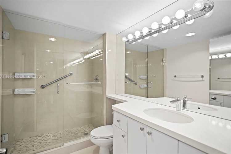 1904 S Ocean Dr #1606 Hallandale Beach, FL 3010 33009 | Skyrise Lab Photo 20