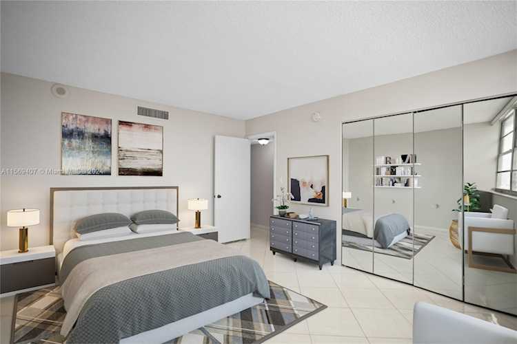 1904 S Ocean Dr #1606 Hallandale Beach, FL 3010 33009 | Skyrise Lab Photo 18