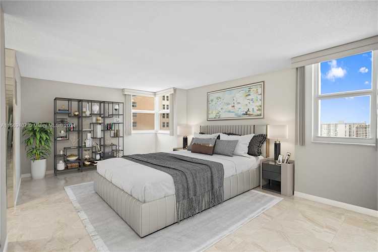 1904 S Ocean Dr #1606 Hallandale Beach, FL 3010 33009 | Skyrise Lab Photo 13