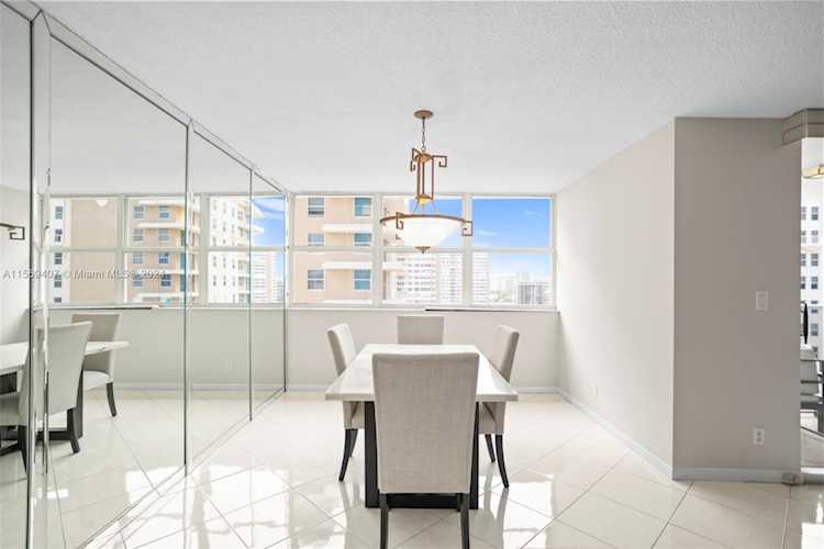 1904 S Ocean Dr #1606 Hallandale Beach, FL 3010 33009 | Skyrise Lab Photo 12