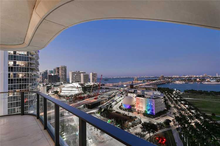 1000 Biscayne Blvd #1902 Miami, FL 32 33132 | Skyrise Lab Photo 11