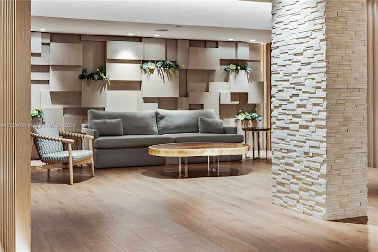 2301 Collins Ave #1034 Miami Beach, FL 32 33139 | Skyrise Lab Photo 24