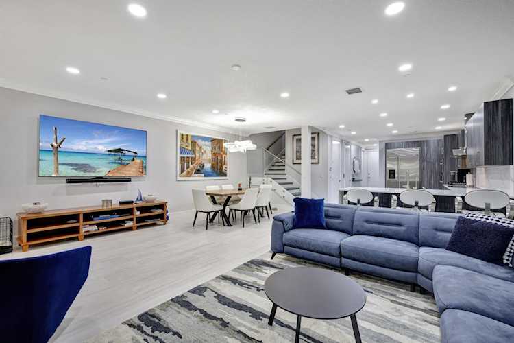 99 Isle of Venice Fort Lauderdale, FL Ft Ldale SE (3280;3600;3800) 33301 | Skyrise Lab Photo 5