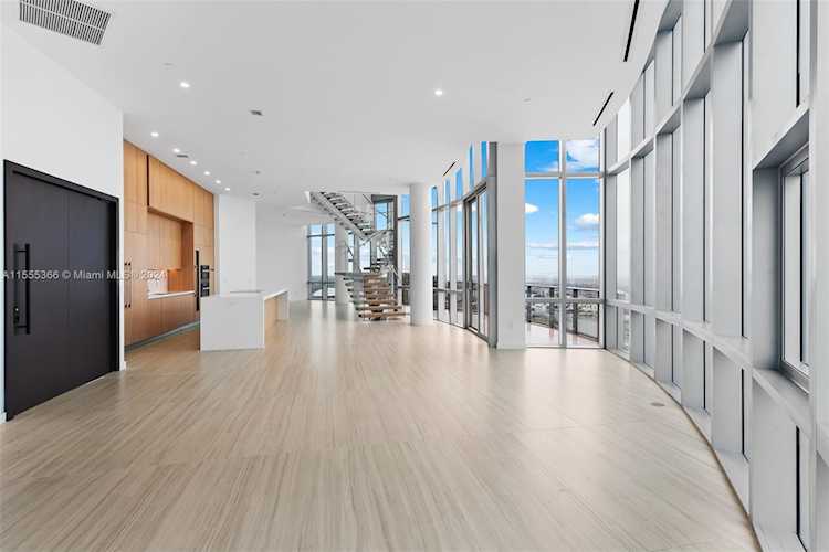 851 NE 1st Ave #PH 5500 Miami, FL 31 33132 | Skyrise Lab Photo 18